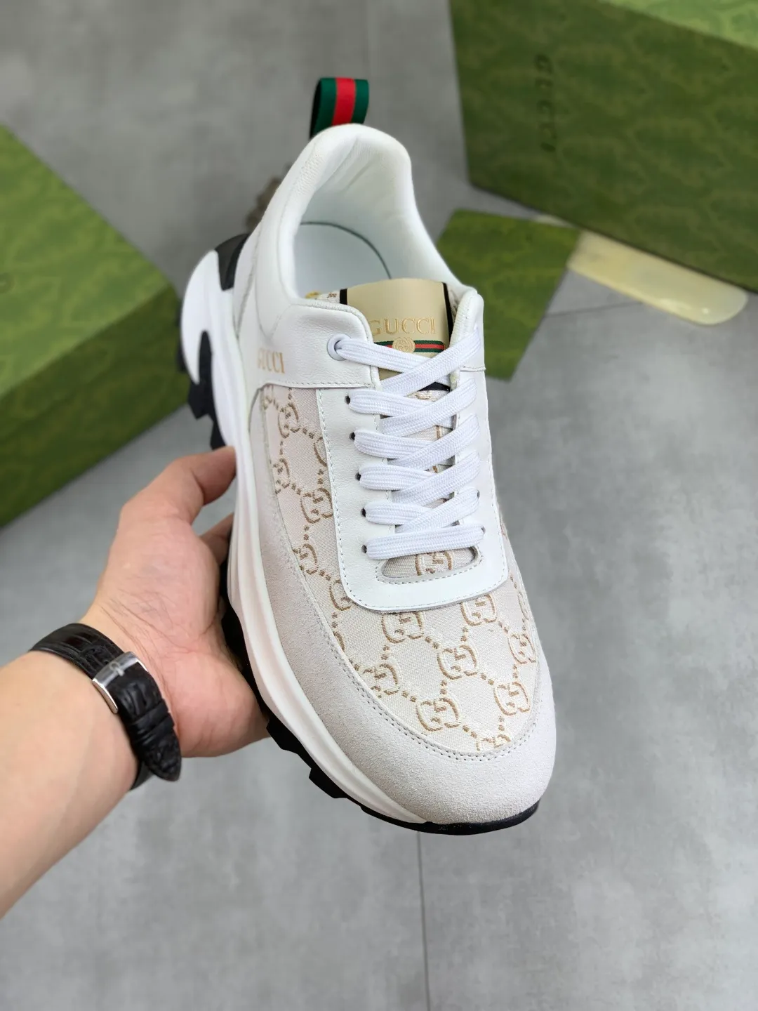 Men's shoes 💰P440💰[New model] (GUCCI) official website's latest 🎁🎁casual and fashionable men's shoes👟, hot style💥 style is simple and elegant, exclusive for trendy men. Unique official website's latest brand double G element 👑Gucci original style Decoration, fashionable and generous, made of original frosted calfskin ✅ fully imported first-layer pigskin lining, the official website specifies wear-resistant, lightweight original rubber casual outsole, classic model taken in real life 🎬38-44 (customized for 45) 4️⃣ colors available
